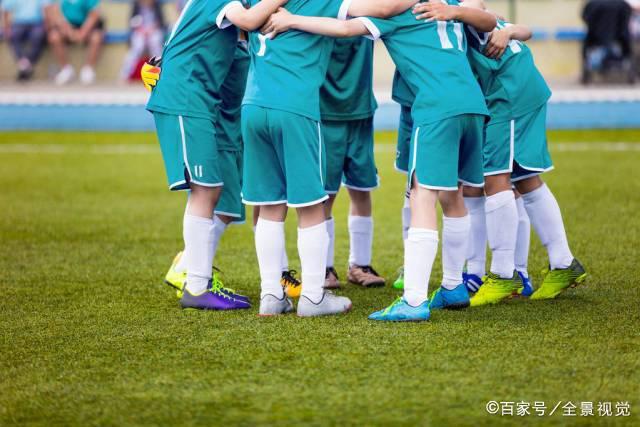 波波维奇给的锦囊？疯狂夹击爱德华兹助马刺狂胜