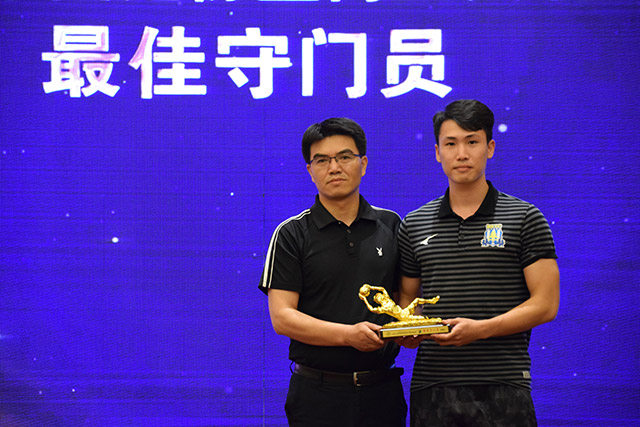 赵维伦：第一次穿上国家队战袍 那感觉太棒了